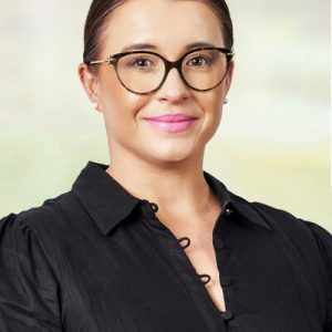 Headshot_Michelle Stewart