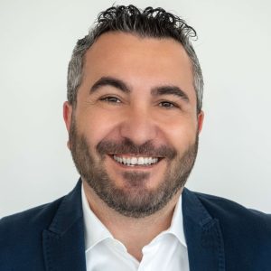 Dr Bassil Akra